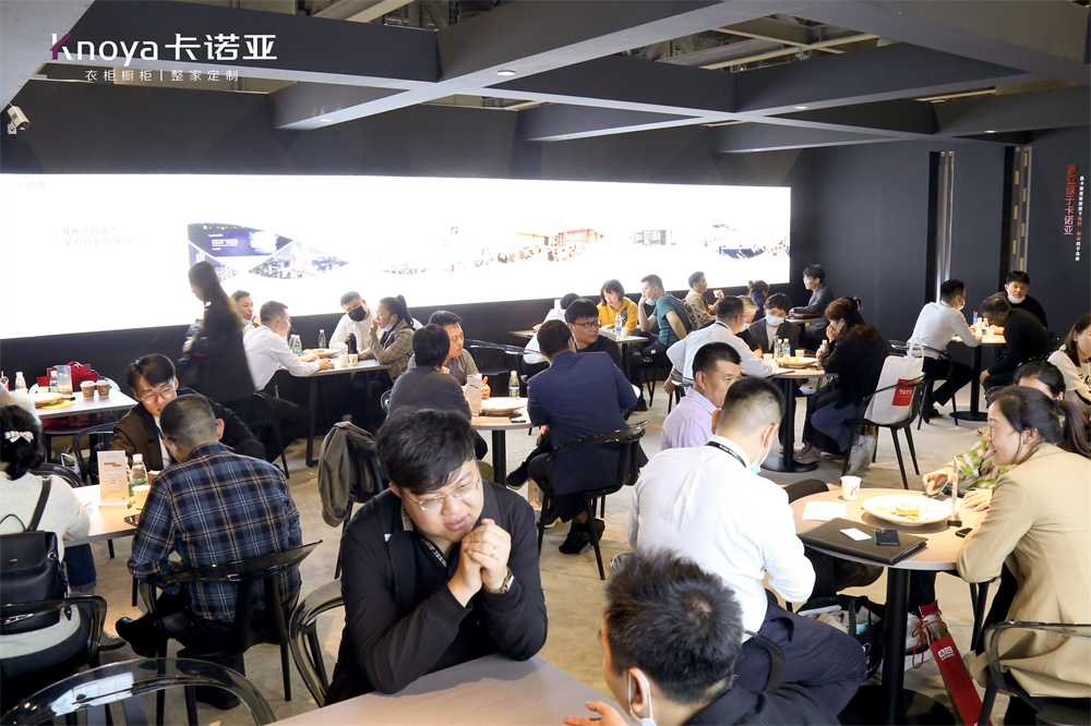 哔哩哔哩视频APP版下载&ldquo;四驅&rdquo;並進亮相廣州定製家居展